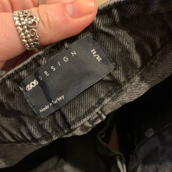 ASOS baggy mom jeans black jeans 28/32 - Picture 3 of 3